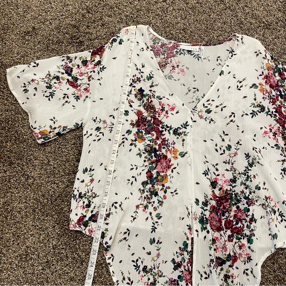 LUQ Women’s Short Sleeve Rhee Tie Front Blouse/Top/Shirt Sz S - Picture 6 of 7